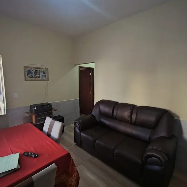 Foto 6 de Casa com 2 quartos à venda, 147m2 em Marechal Hermes, Rio De Janeiro - RJ