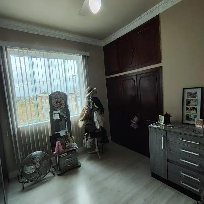 Foto 8 de Casa com 2 quartos à venda, 98m2 em Marechal Hermes, Rio De Janeiro - RJ