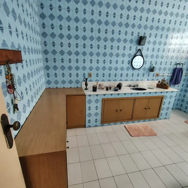 Foto 24 de Casa com 2 quartos à venda, 500m2 em Bento Ribeiro, Rio De Janeiro - RJ