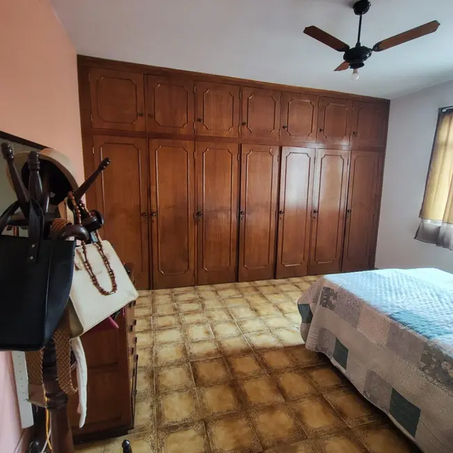 Foto 19 de Casa com 2 quartos à venda, 500m2 em Bento Ribeiro, Rio De Janeiro - RJ