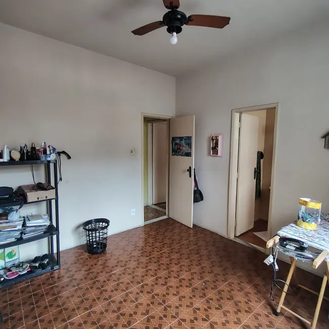 Foto 14 de Casa com 2 quartos à venda, 500m2 em Bento Ribeiro, Rio De Janeiro - RJ