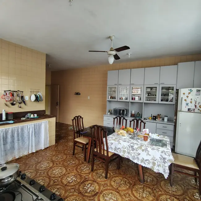 Foto 13 de Casa com 2 quartos à venda, 500m2 em Bento Ribeiro, Rio De Janeiro - RJ