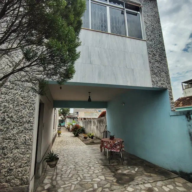 Foto 3 de Casa com 2 quartos à venda, 500m2 em Bento Ribeiro, Rio De Janeiro - RJ