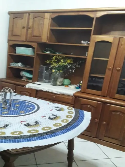 Casa com 2 quartos à venda, 78m2 em Vila Valqueire, Rio De Janeiro - RJ - imagem 7 Foto 7 de Casa com 2 quartos à venda, 78m2 em Vila Valqueire, Rio De Janeiro - RJ