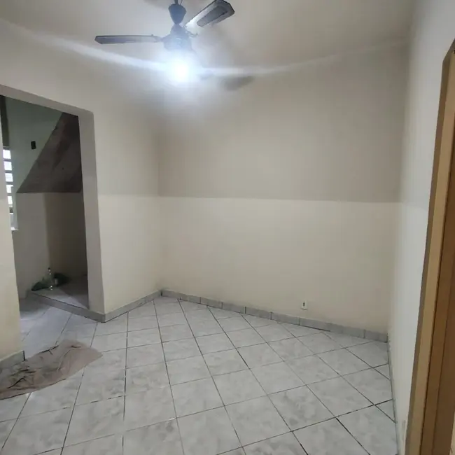 Casa com 3 quartos à venda, 156m2 em Madureira, Rio De Janeiro - RJ - imagem 6 Foto 6 de Casa com 3 quartos à venda, 156m2 em Madureira, Rio De Janeiro - RJ