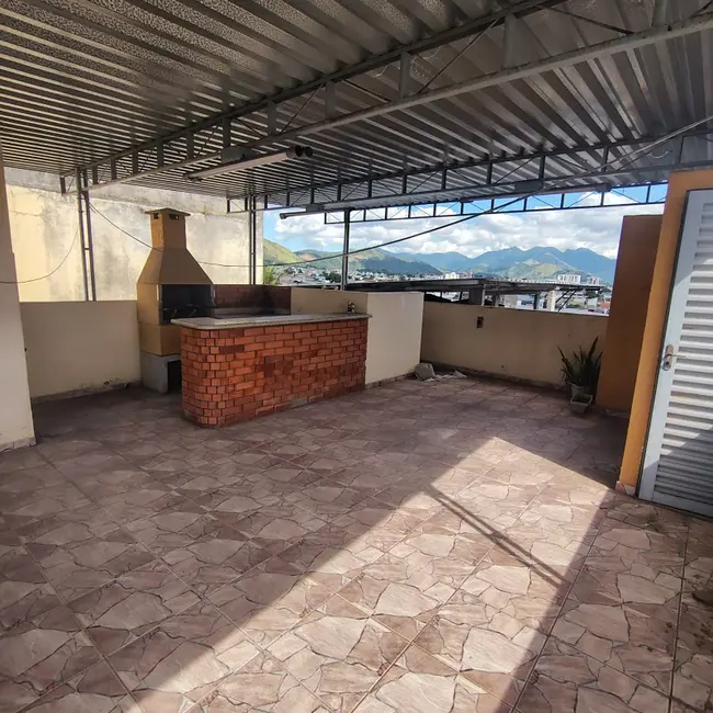 Foto 4 de Casa com 2 quartos à venda, 200m2 em Bento Ribeiro, Rio De Janeiro - RJ