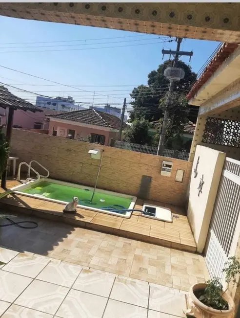 Casa com 3 quartos à venda, 250m2 em Magalhães Bastos, Rio De Janeiro - RJ - imagem 2 Foto 2 de Casa com 3 quartos à venda, 250m2 em Magalhães Bastos, Rio De Janeiro - RJ