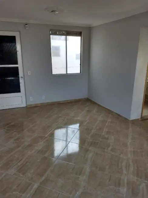 Foto 2 de Apartamento com 2 quartos à venda, 66m2 em Marechal Hermes, Rio De Janeiro - RJ