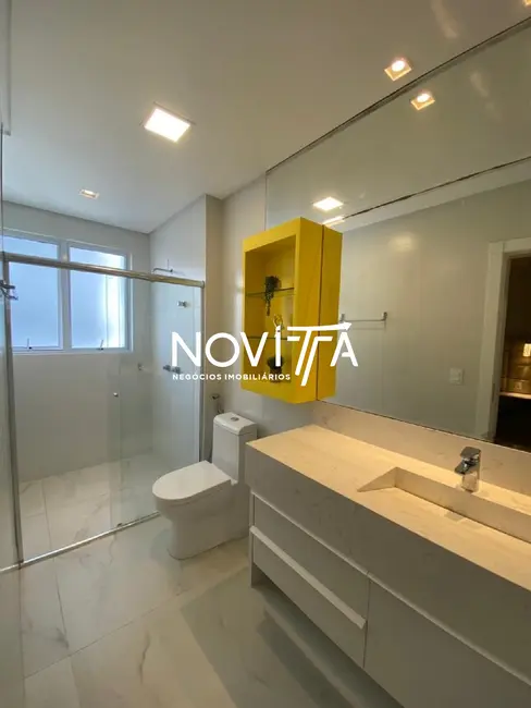 Foto 6 de Apartamento com 4 quartos à venda, 165m2 em Meia Praia, Itapema - SC