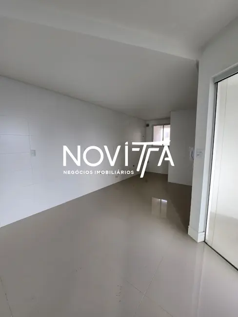 Foto 8 de Apartamento com 3 quartos à venda, 167m2 em Meia Praia, Itapema - SC