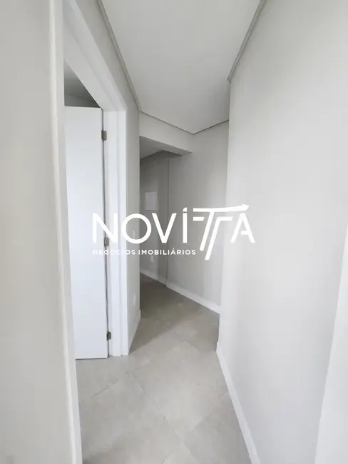 Foto 6 de Apartamento com 2 quartos à venda, 66m2 em Itapema - SC