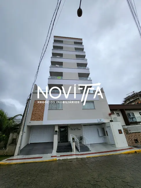 Foto 1 de Apartamento com 2 quartos à venda, 66m2 em Itapema - SC