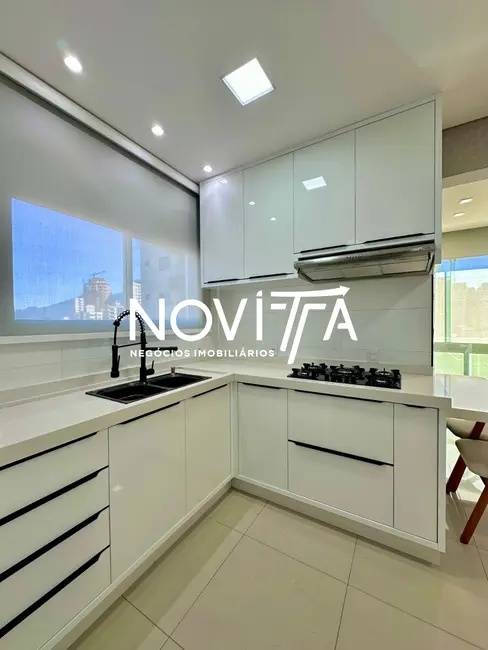 Foto 5 de Apartamento com 3 quartos à venda, 150m2 em Meia Praia, Itapema - SC