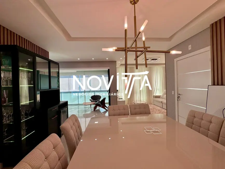 Foto 1 de Apartamento com 3 quartos à venda, 150m2 em Meia Praia, Itapema - SC