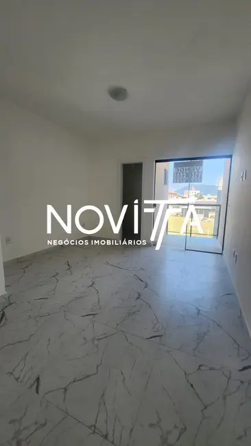 Foto 2 de Casa com 2 quartos à venda, 70m2 em Itapema - SC