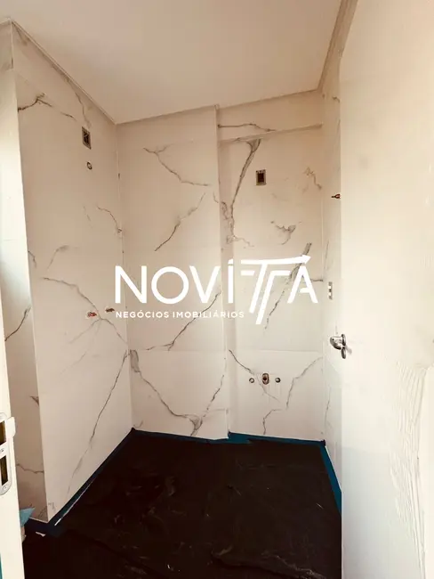 Foto 3 de Apartamento com 2 quartos à venda, 74m2 em Meia Praia, Itapema - SC