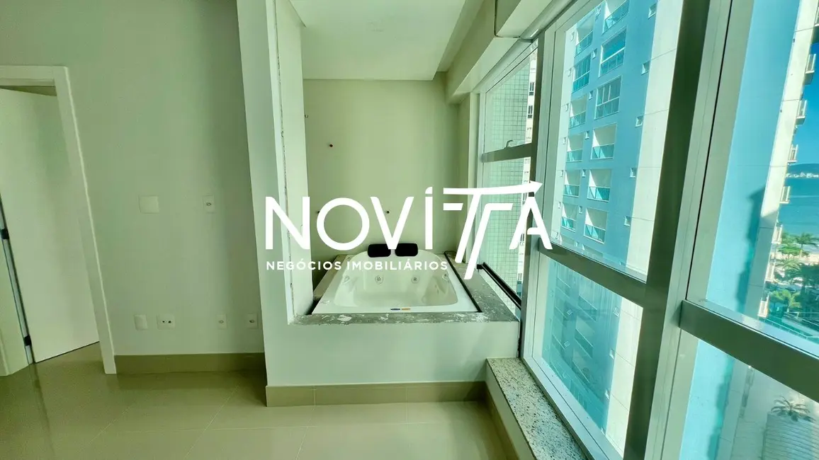 Foto 3 de Apartamento com 3 quartos à venda, 137m2 em Centro, Itapema - SC