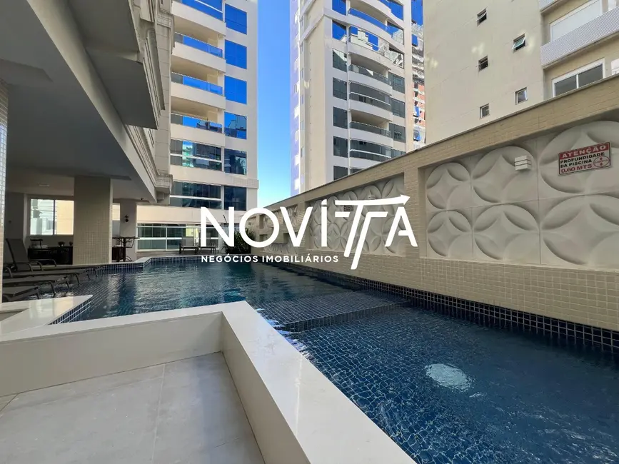 Foto 5 de Apartamento com 3 quartos à venda, 260m2 em Meia Praia, Itapema - SC