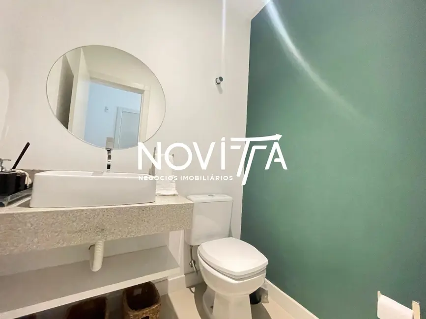 Foto 4 de Apartamento com 3 quartos à venda, 155m2 em Centro, Itapema - SC