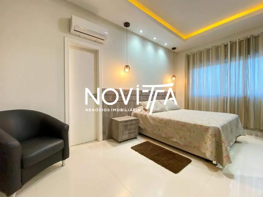 Foto 9 de Apartamento com 5 quartos à venda, 300m2 em Meia Praia, Itapema - SC