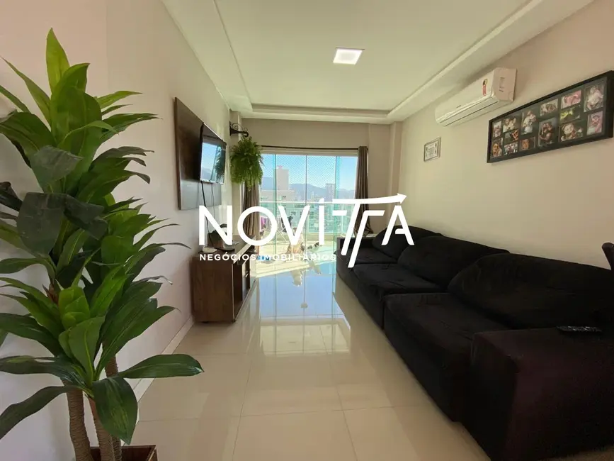 Foto 7 de Apartamento com 3 quartos à venda, 96m2 em Meia Praia, Itapema - SC