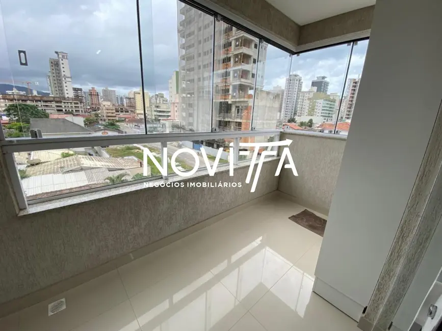 Foto 7 de Apartamento com 2 quartos à venda, 77m2 em Meia Praia, Itapema - SC