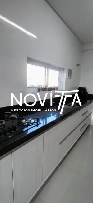 Foto 3 de Apartamento com 2 quartos à venda, 77m2 em Meia Praia, Itapema - SC