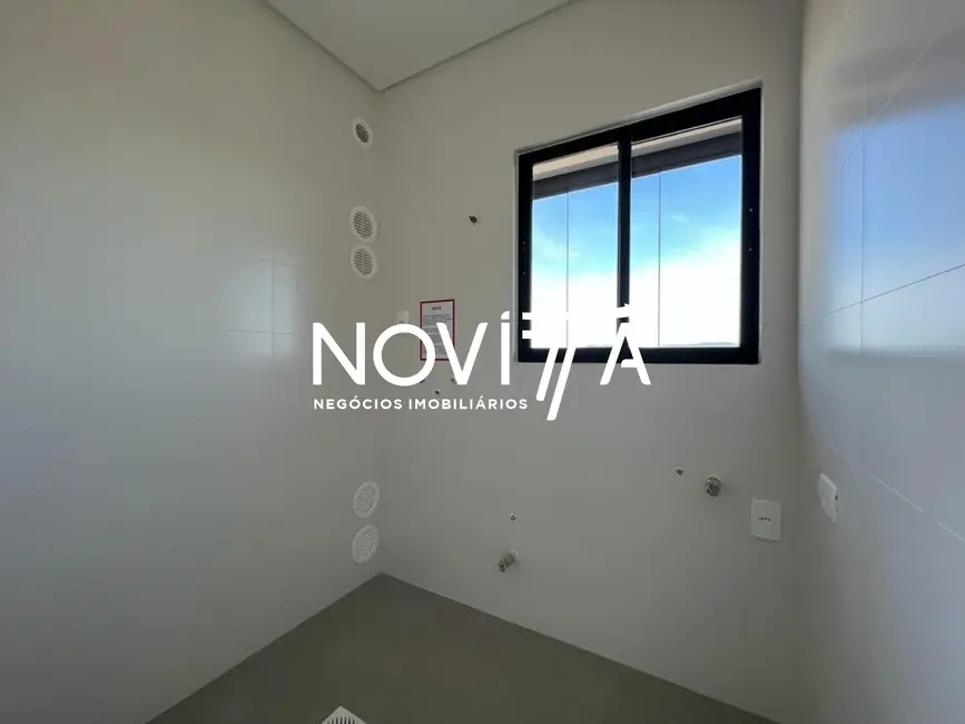 Foto 5 de Apartamento com 3 quartos à venda, 115m2 em Meia Praia, Itapema - SC