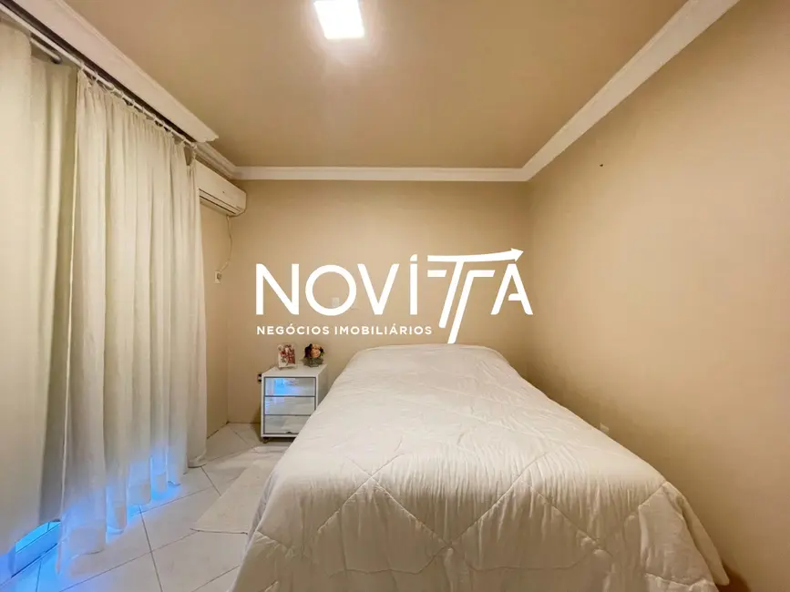 Foto 9 de Apartamento com 4 quartos à venda, 295m2 em Meia Praia, Itapema - SC