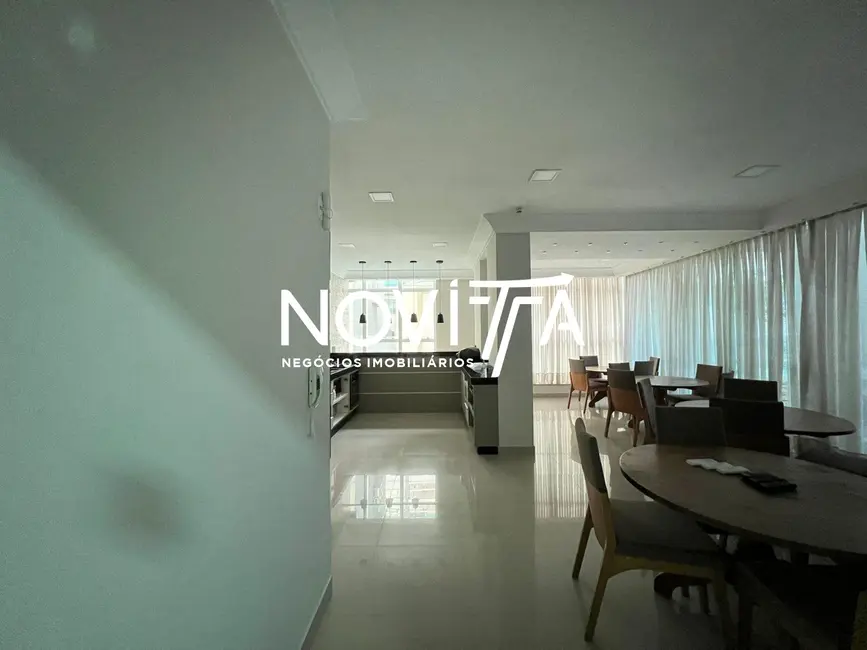 Foto 3 de Apartamento com 3 quartos à venda, 134m2 em Meia Praia, Itapema - SC