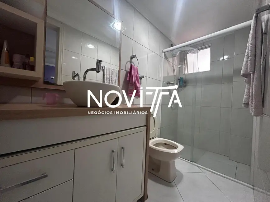 Foto 4 de Apartamento com 3 quartos à venda, 108m2 em Meia Praia, Itapema - SC