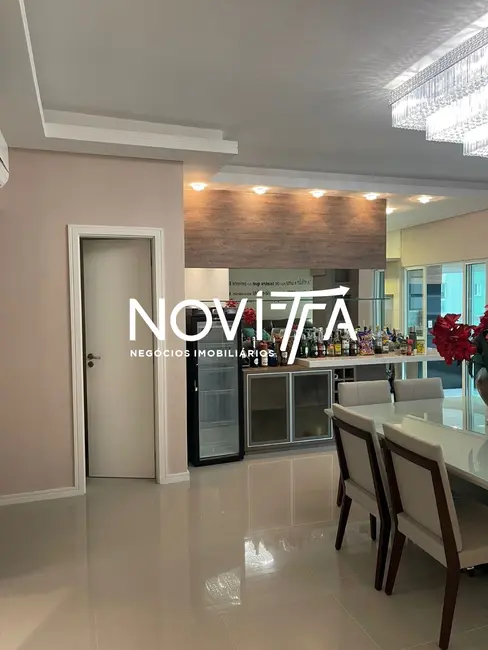 Foto 8 de Apartamento com 4 quartos à venda, 181m2 em Meia Praia, Itapema - SC