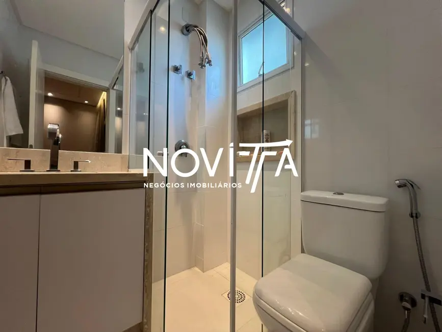 Foto 9 de Apartamento com 4 quartos à venda, 164m2 em Meia Praia, Itapema - SC