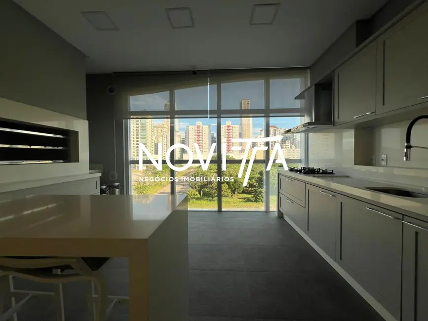 Foto 4 de Apartamento com 4 quartos à venda, 164m2 em Meia Praia, Itapema - SC