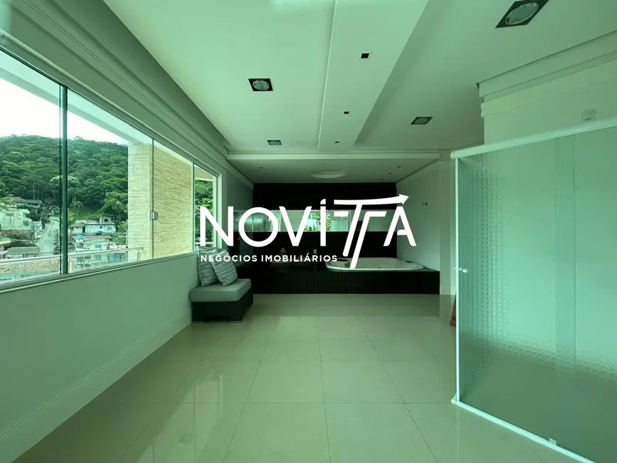 Casa de Condomínio com 4 quartos à venda, 420m2 em Barra, Balneario Camboriu - SC - imagem 8 Foto 8 de Casa de Condomínio com 4 quartos à venda, 420m2 em Barra, Balneario Camboriu - SC