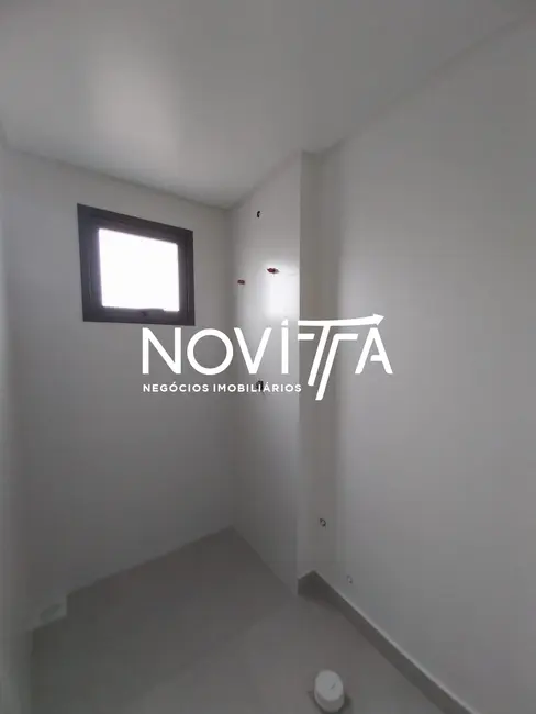 Foto 8 de Apartamento com 2 quartos à venda, 82m2 em Meia Praia, Itapema - SC