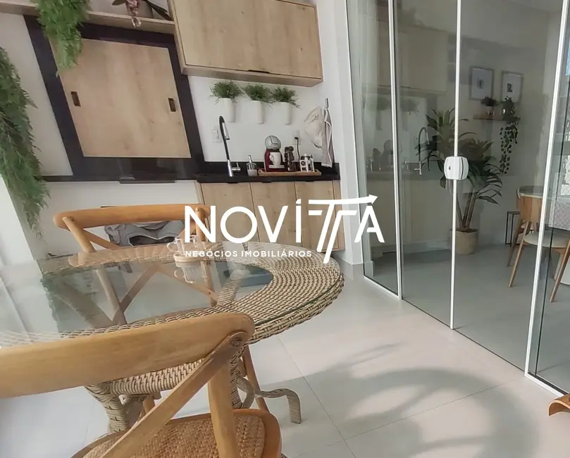 Foto 8 de Apartamento com 3 quartos à venda, 111m2 em Meia Praia, Itapema - SC