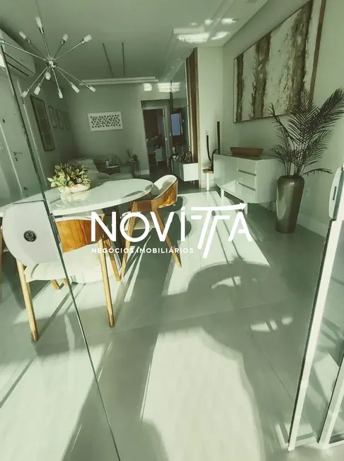 Foto 5 de Apartamento com 3 quartos à venda, 111m2 em Meia Praia, Itapema - SC