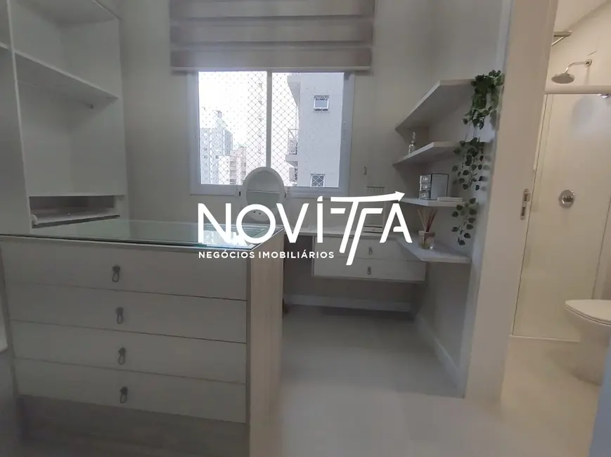 Foto 3 de Apartamento com 3 quartos à venda, 111m2 em Meia Praia, Itapema - SC