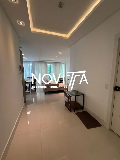 Foto 3 de Apartamento com 3 quartos à venda, 134m2 em Meia Praia, Itapema - SC