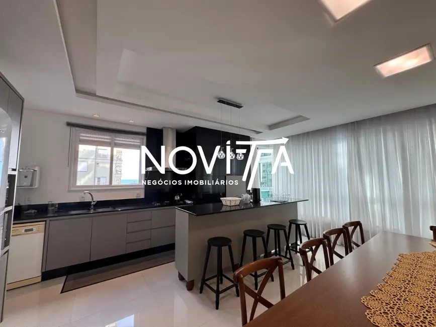 Foto 6 de Apartamento com 3 quartos à venda, 134m2 em Meia Praia, Itapema - SC