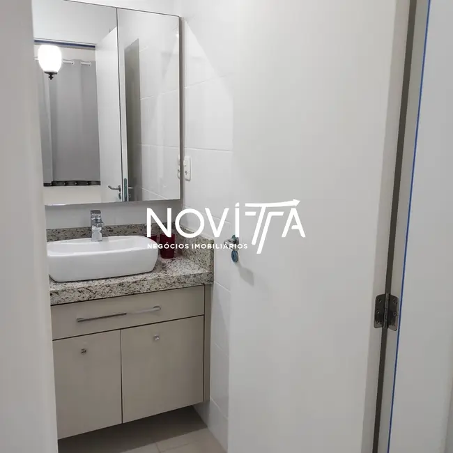 Foto 4 de Apartamento com 1 quarto à venda, 70m2 em Itapema - SC