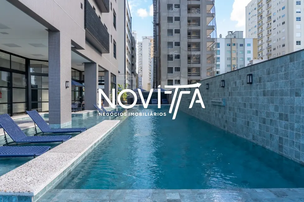 Foto 3 de Apartamento com 4 quartos à venda, 198m2 em Meia Praia, Itapema - SC