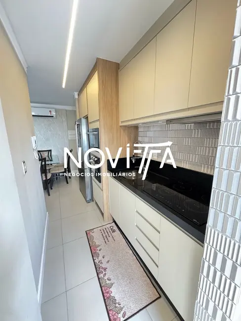Foto 6 de Apartamento com 2 quartos à venda, 70m2 em Itapema - SC