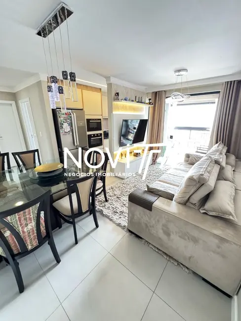 Foto 2 de Apartamento com 2 quartos à venda, 70m2 em Itapema - SC