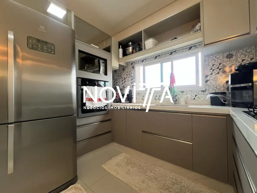 Foto 5 de Apartamento com 3 quartos à venda, 110m2 em Meia Praia, Itapema - SC