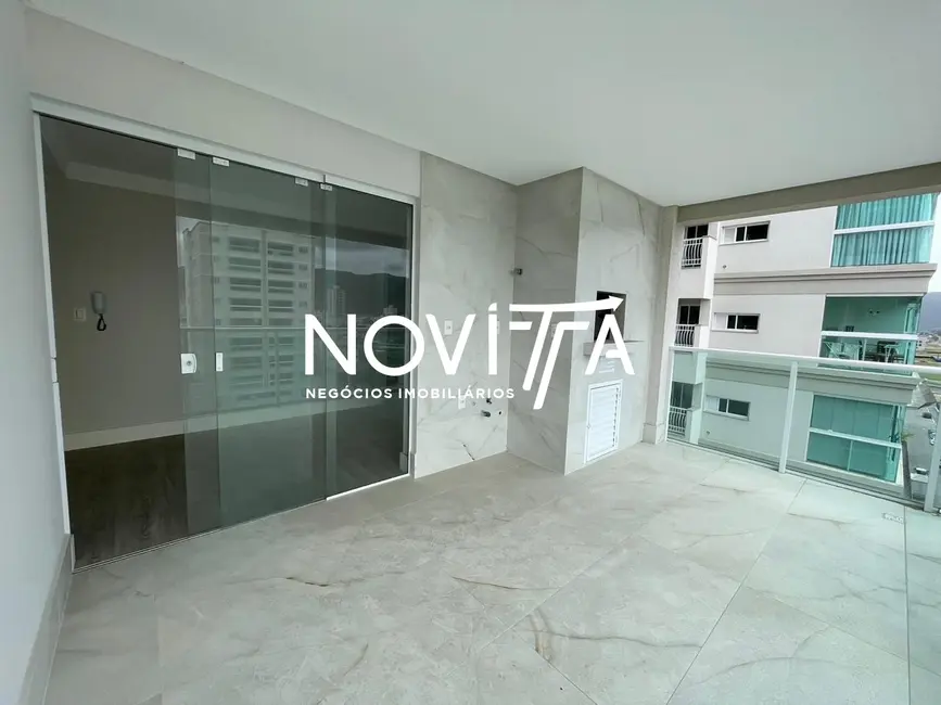 Foto 2 de Apartamento com 3 quartos à venda, 127m2 em Meia Praia, Itapema - SC