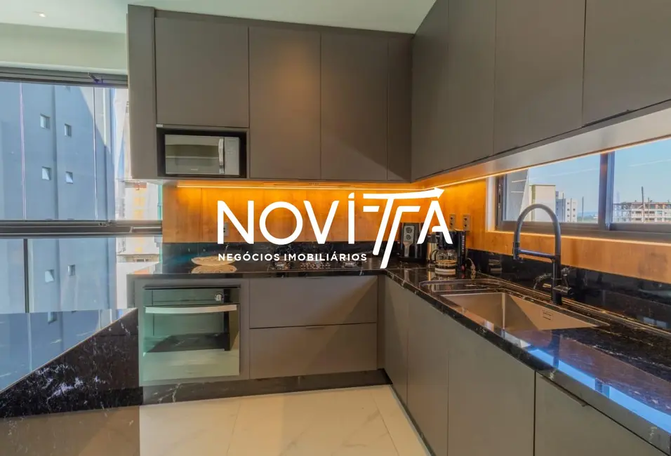 Foto 3 de Apartamento com 3 quartos à venda, 117m2 em Meia Praia, Itapema - SC