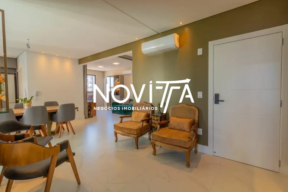 Foto 6 de Apartamento com 3 quartos à venda, 117m2 em Meia Praia, Itapema - SC