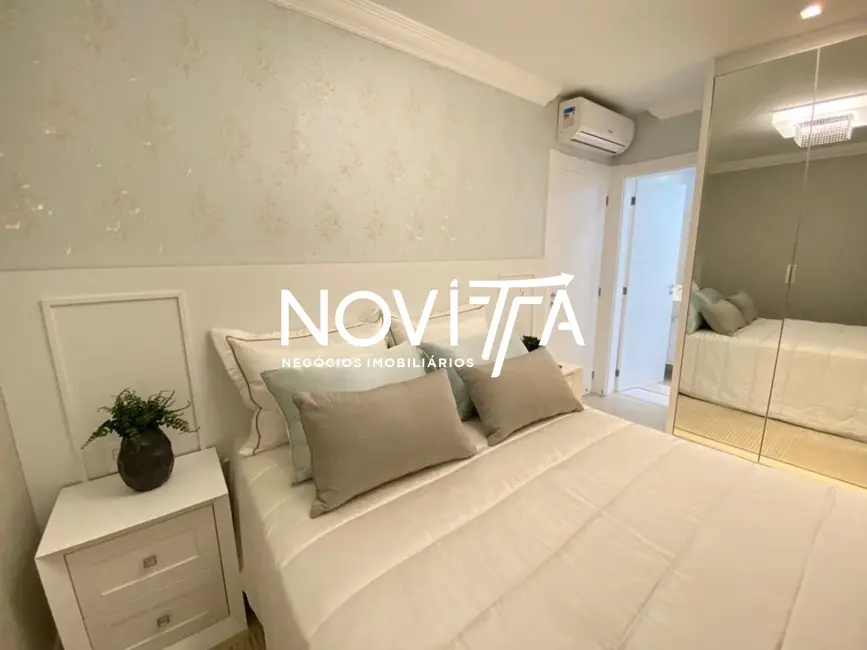 Foto 8 de Apartamento com 4 quartos à venda, 180m2 em Meia Praia, Itapema - SC